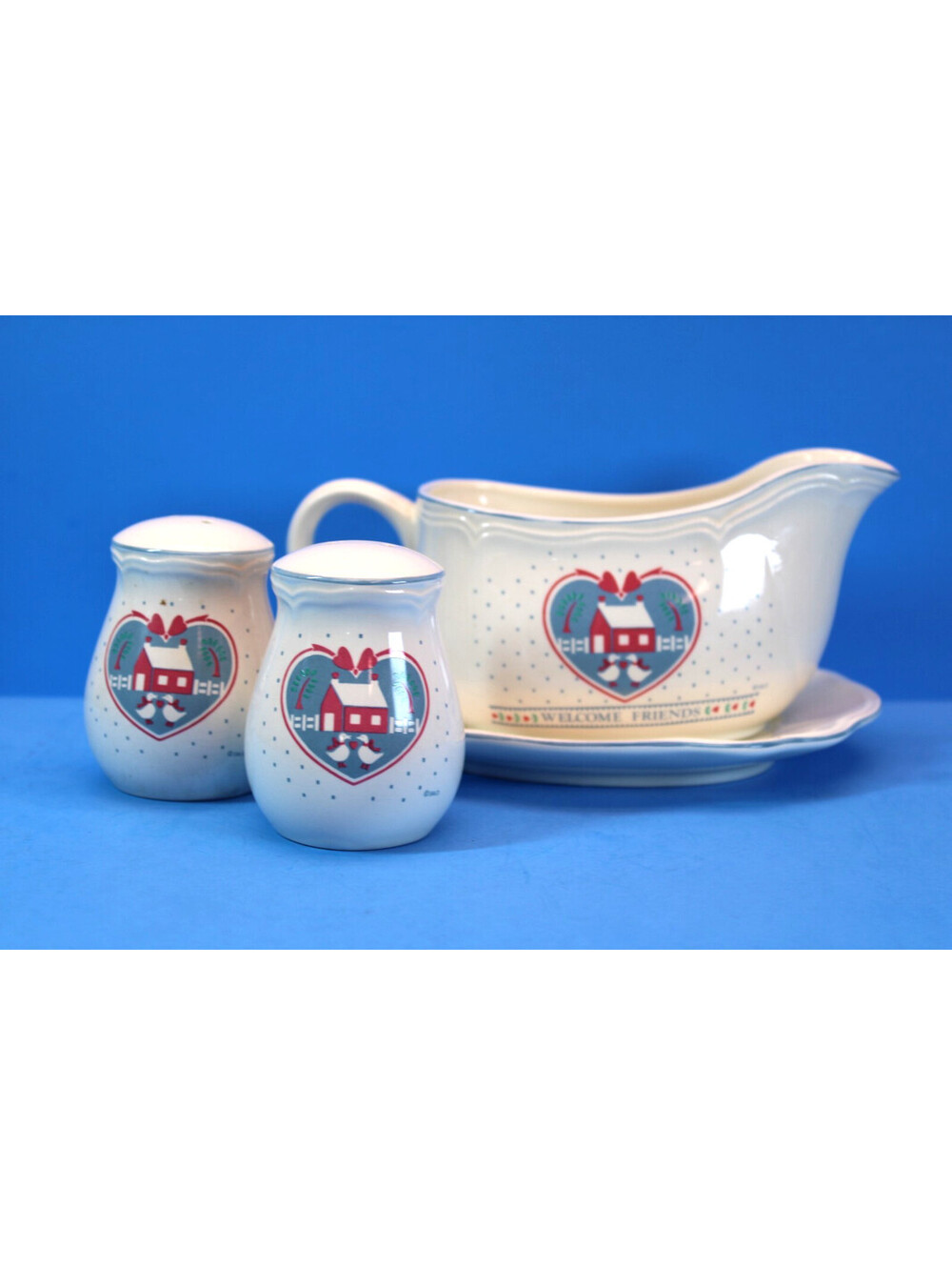 Vtg 1980 Welcome Friends Gravy Boat w/Saucer S&P VGC Cottage Farm Retro MI Japan